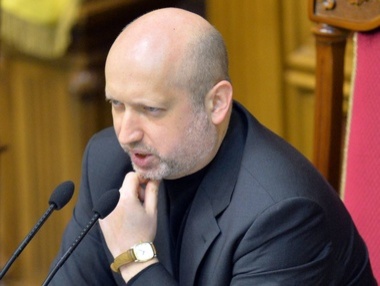 Турчинов: Россия пытается затянуть расследование катастрофы рейса МН17