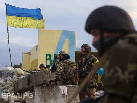Спикер АП Лысенко: За прошедшие сутки на Донбассе ранены 10 украинских военных, погибших нет