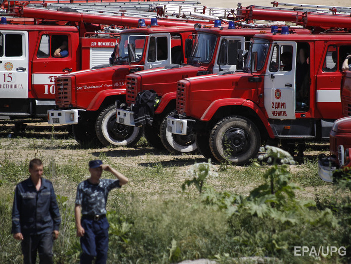ГСЧС: Пожар на нефтебазе под Киевом полностью потушен
