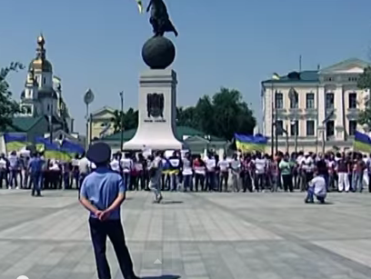 Иностранцы в Харькове требовали от властей защиты и наказания виновных в ночных погромах. Видео