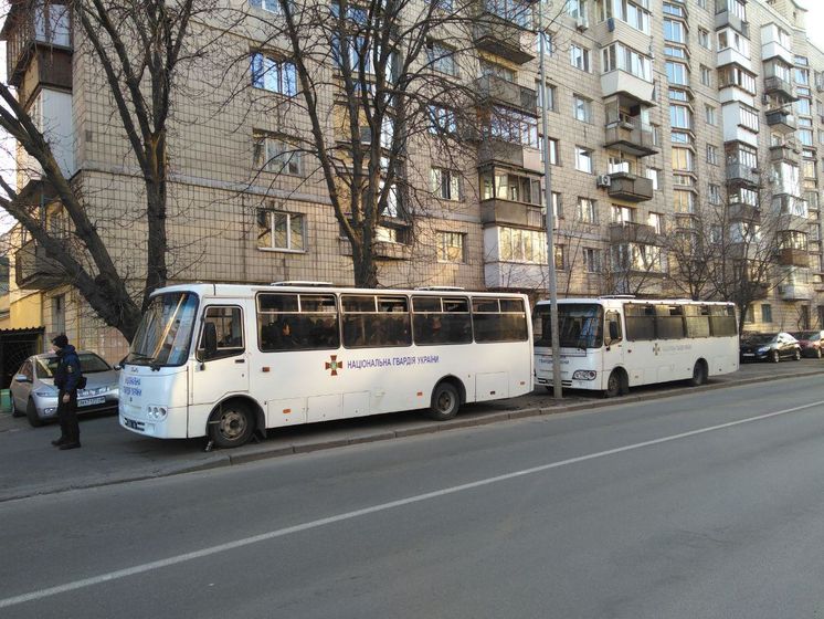 К зданию ЦИК Украины прибыла Нацгвардия