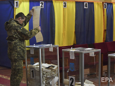 Більше ніж половина українських виборців проголосувала на президентських виборах