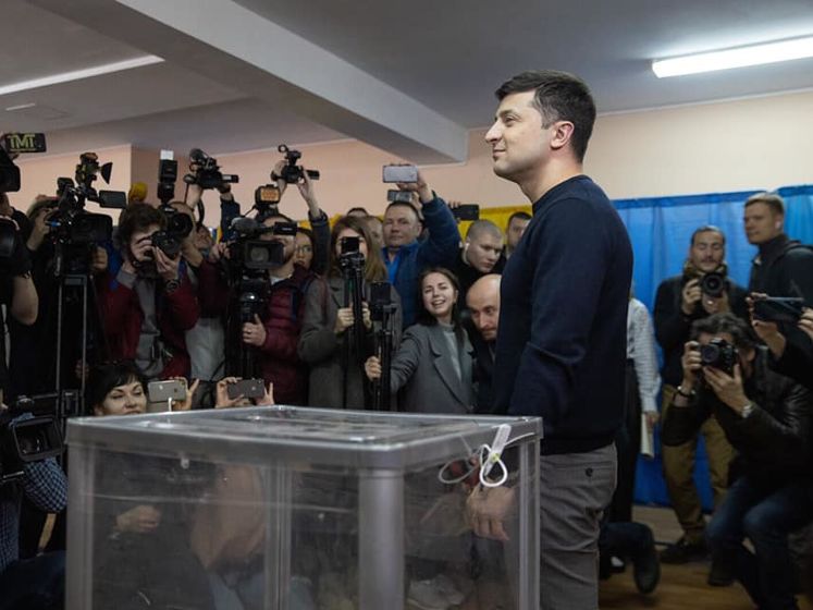 "Порошенко – не Порошенко, яка мені різниця?" Зеленський заявив, що готовий до дебатів перед другим туром виборів