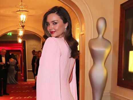 Керр беременна в третий раз