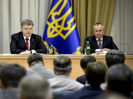 Порошенко заявил Грицаку, что не доволен работой СБУ в сфере коррупции и контрабанды