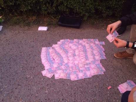 Замначальника Бориспольской колонии задержали на взятке в 30 тыс. грн