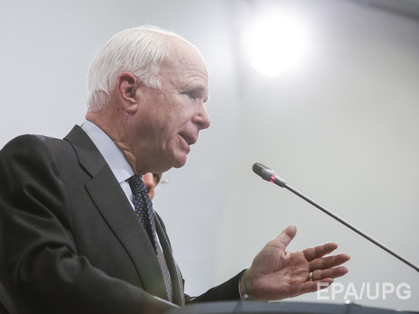 Сенатор Маккейн не собирается баллотироваться в президенты США