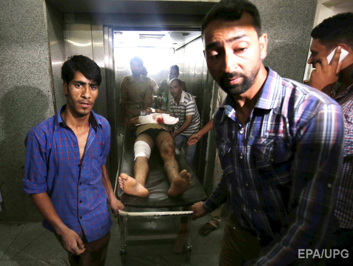 В индийском Мумбае от отравления алкоголем за три дня умерли более 80 человек, не менее 30 – госпитализированы