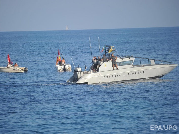ЕС одобрил проведение военной миссии против контрабандистов в Средиземном море