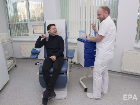 В медицинском центре Eurolab принесли извинения Зеленскому за неверно указанную дату регистрации его биоматериала