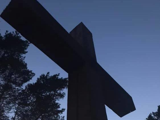 ﻿У Білорусі знесли 70 хрестів, установлених на спомин про масові розстріли під час сталінських репресій