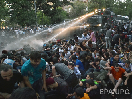 Протестующие в Ереване: Мы не разойдемся, пока наше требование не будет выполнено
