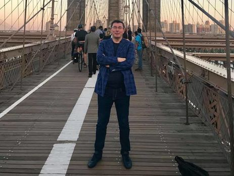 Луценко: Я за дебаты в библиотеке