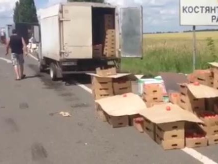 В Донецкой области правоохранители перехватили 10 грузовиков с предназначенной для террористов продукцией