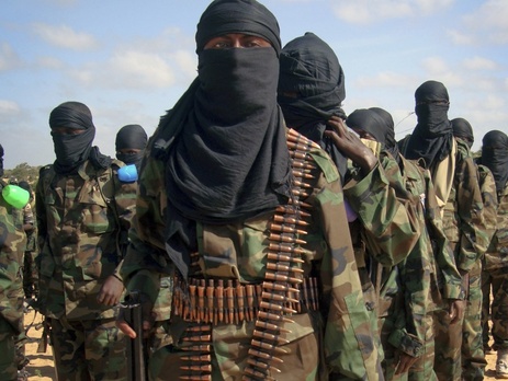 В Сомали минимум 30 человек погибли в результате атаки исламистов на военную базу