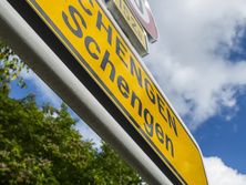 Отпечатки пальцев и оцифрованные фото. Новые условия получения шенгена