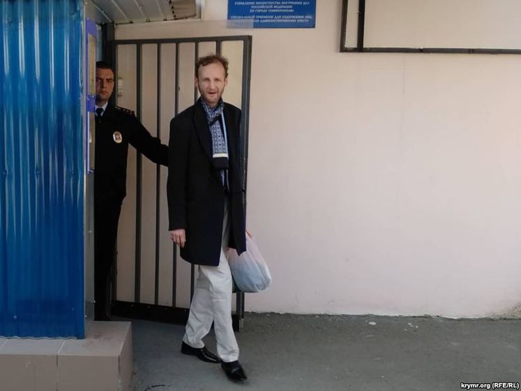 Обвинувачений у вживанні наркотиків опозиційний ялтинський журналіст Гайворонський вийшов з-під арешту 