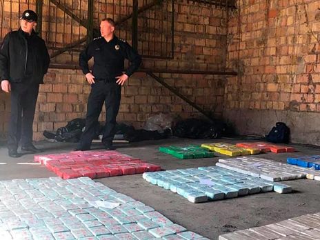 Печерский суд Киева арестовал четырех подозреваемых в контрабанде 600 кг героина