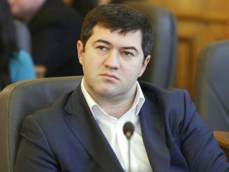 Глава Фискальной службы Насиров вопреки закону 36 дней не слагает депутатские полномочия