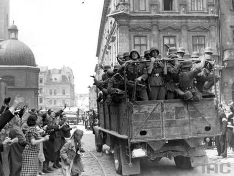 Киевлянка Хорошунова в дневнике 1941 года: Оправдываются слухи, наши войска оставили Львов. Напряжение в городе растет