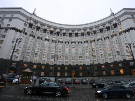 Кабмин отстранил главу Госавиаслужбы Антонюка на время проведения служебного расследования