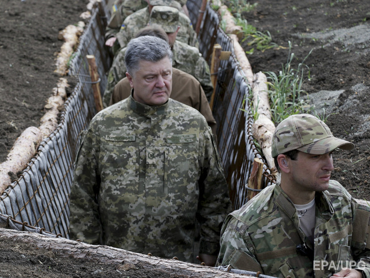 Порошенко: Из плена освобождены еще двое украинских военных