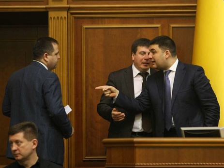 Рада после трех провальных голосований внесла изменения в закон о прокуратуре