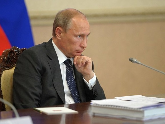 Путин подписал закон о запрете или ограничении иностранного ПО