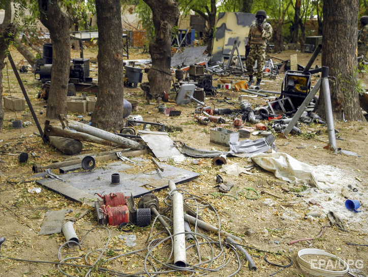 В результате нападения боевиков "Боко Харам" в Нигерии погибли не менее 97 человек
