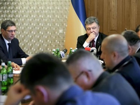 Порошенко дал силовикам две недели для ликвидации 