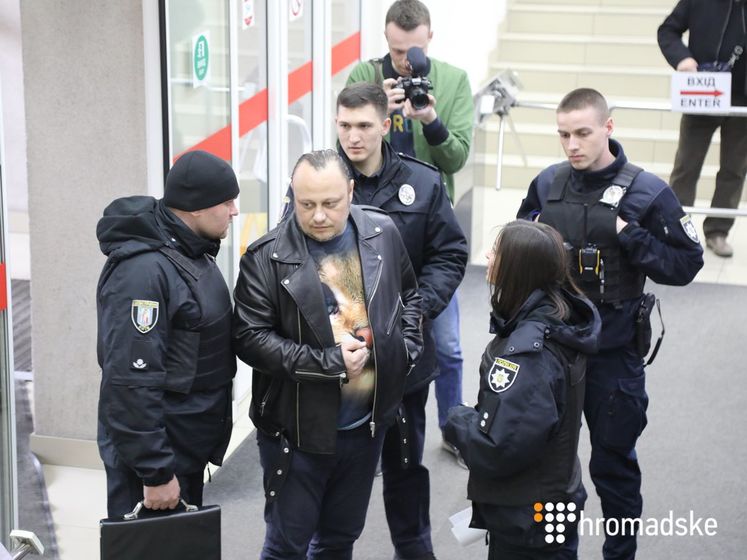 ﻿Поліція шукає бомбу в будівлі агентства "Українські новини", де збирався дати прес-конференцію колишній учасник "95 Кварталу" Манжосов