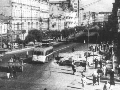 Киевлянка Хорошунова в дневнике 1941 года: Больше всего удивляет, что многие уезжают и оставляют стариков