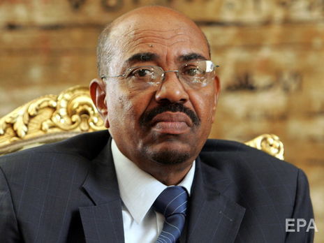 Аль-Башир занимал пост главы государства с 1989 года