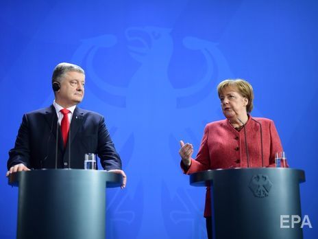 Меркель призвала Россию освободить украинских моряков