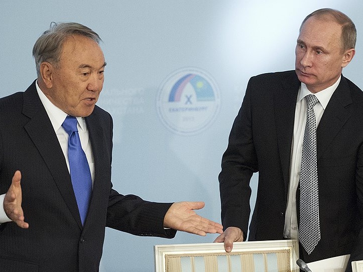 Путин по телефону обсудил с Назарбаевым дальнейшее развитие евразийской интеграции