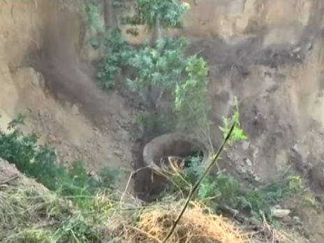 В Запорожье обрушился магистральный канализационный коллектор, обслуживавший всю правобережную часть города