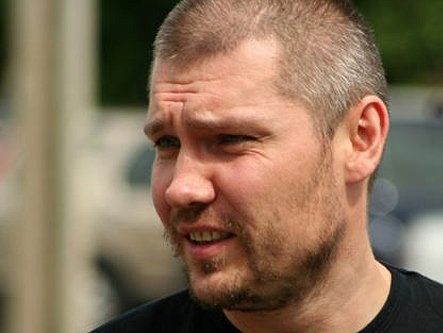 В минском метро за майку 