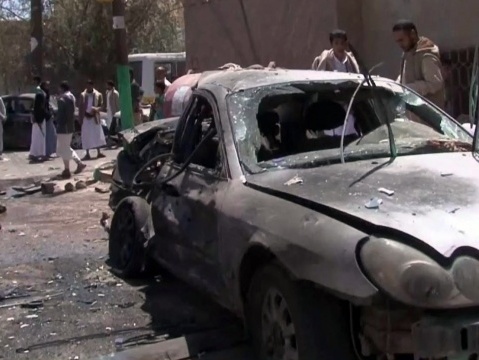 Исламские экстремисты взорвали в Йемене два автомобиля, есть жертвы