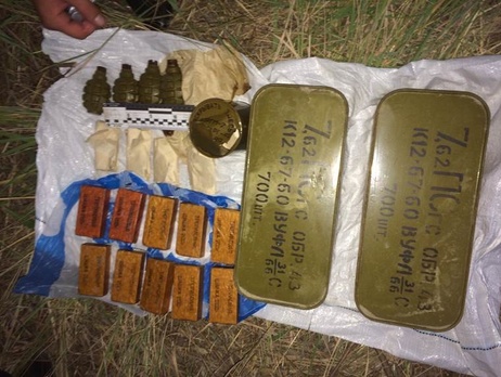 В Святошинском районе Киева СБУ нашла тайник со взрывчаткой