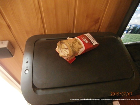 Пограничники задержали автомобиль, в котором террористам везли более тысячи литров алкоголя 