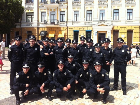 Аваков: Мне нужно, чтобы это были не кукольные полицейские на улицах, красивые мальчики и девочки