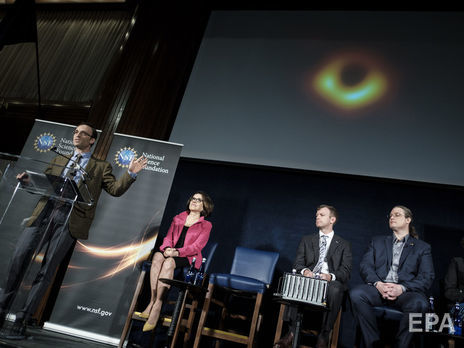 ﻿Чорну діру, яку сфотографували вчені, назвали Powehi