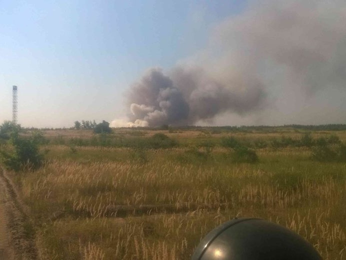 В Луганской области спасатели ликвидировали лесной пожар площадью около 50 га. Фоторепортаж