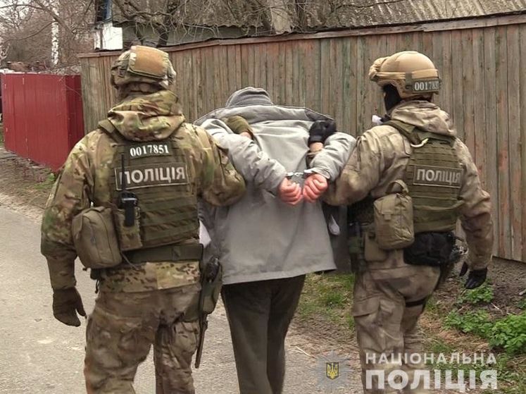 ﻿Правоохоронці показали, як затримували підозрюваних у вбивстві ювеліра Кисельова. Відео