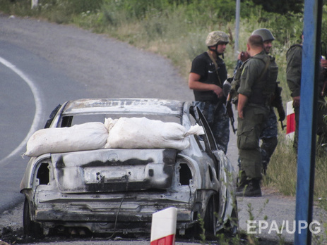 Журналист: Вблизи Мукачево обнаружено тело погибшего бойца, вероятно, "Правого сектора"