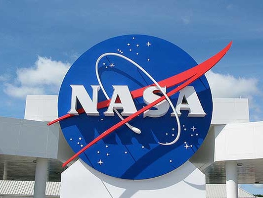 NASA показала миру мощную вспышку на Солнце