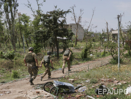Спикер АП Лысенко: В районе донецкого аэропорта круглосуточно идут бои