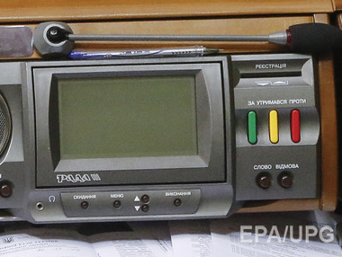 Депутаты в первом чтении поддержали законы о сервисных центрах МВД