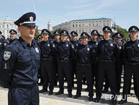 Рада разрешила Гройсману подписать закон о национальной полиции