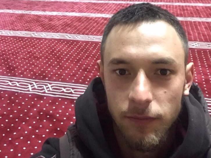 ﻿Затриманий кримський татарин Айвазов повідомив, що йому інкримінують участь у "Хізб ут-Тахрір"